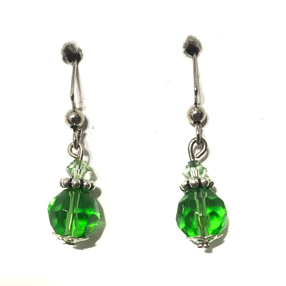 Jewelry - green crystal earrings